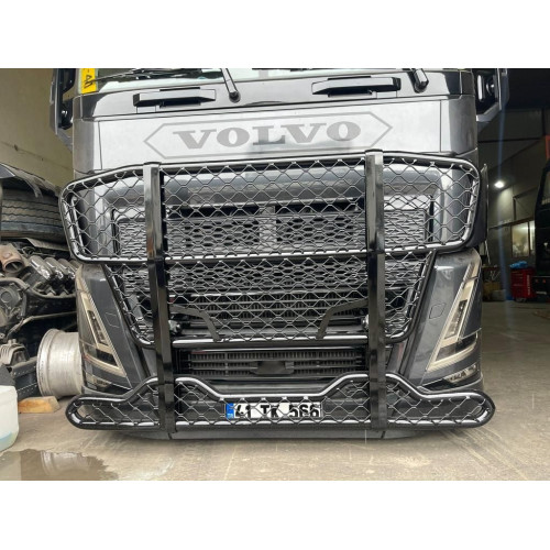 Frontbåge för Volvo FH5 2021+ med nät i svart