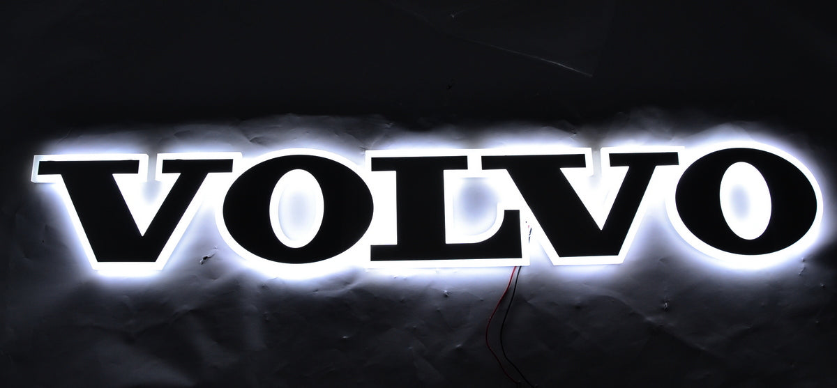 Ljusskylt för Volvo för utvändig montering på grill, vitt ljus, 24V, 86x14x2 cm